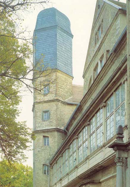 The Court at C&ouml;then
